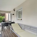 Haus No 6