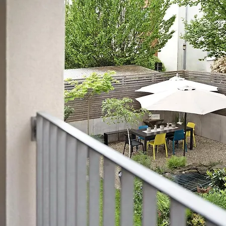 Haus No 6 Apartment *