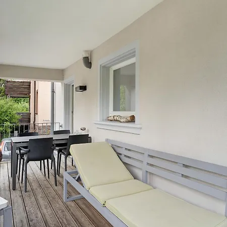Apartment Haus No 6 *